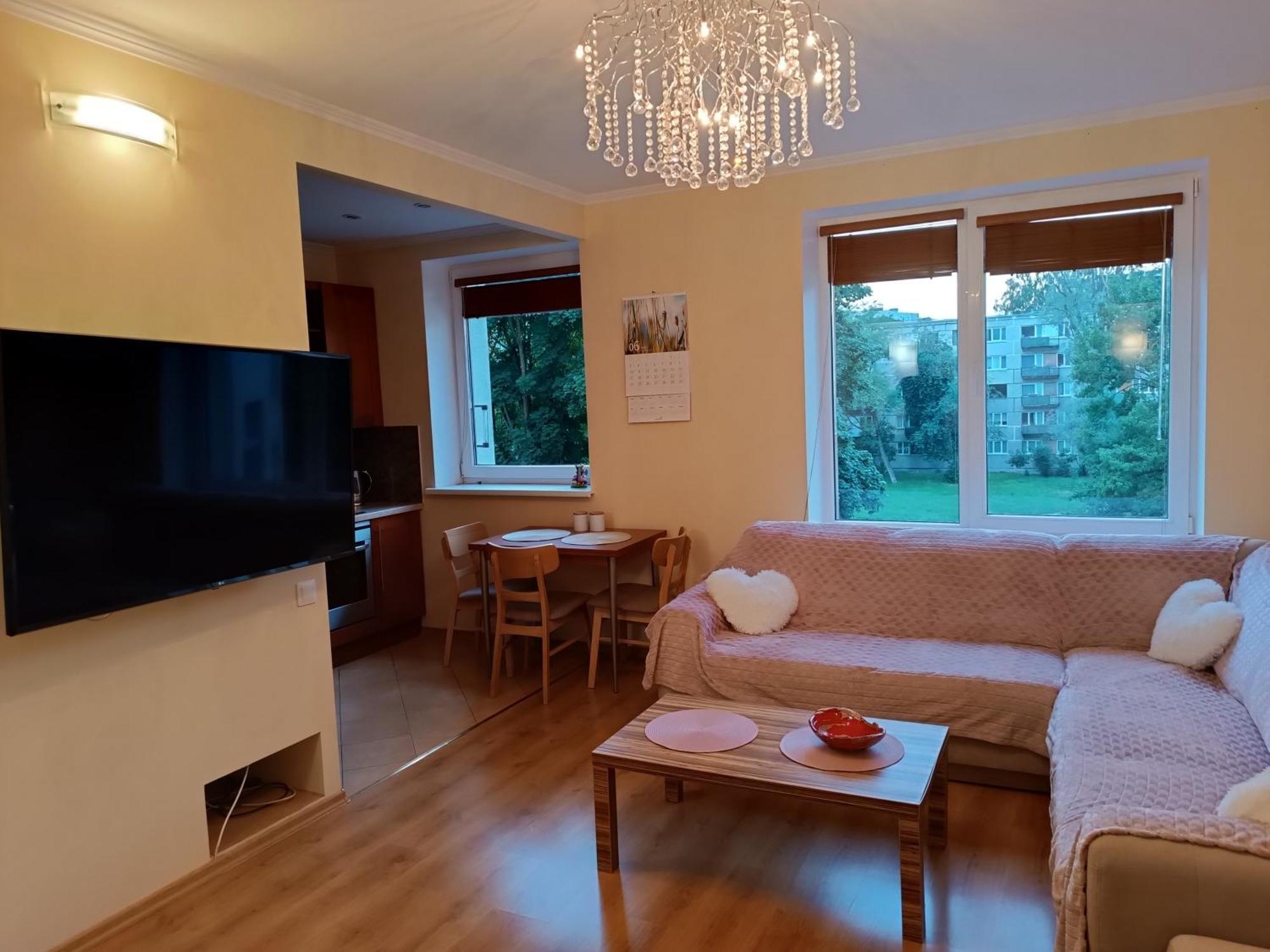 Quiet Dzelzavas Street Apartment Рига Екстериор снимка